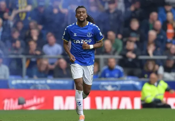 มิดฟิลด์ใหม่