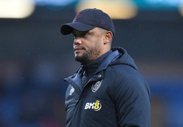 เผชิญหน้าในสนาม