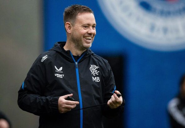 กุนซือไมเคิ่ลบีล